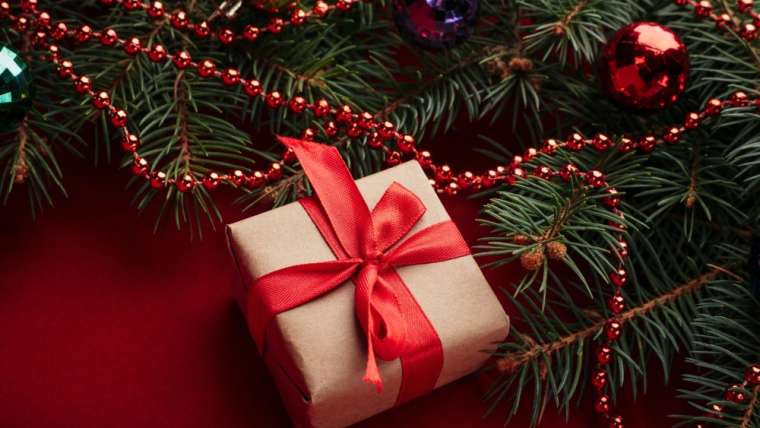 How To Make Holiday Gifts For Coworkers More Fun This Year