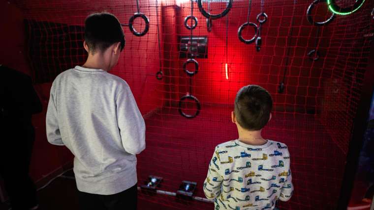 How To Elevate Your Family Reunion With An Escape Room Experience